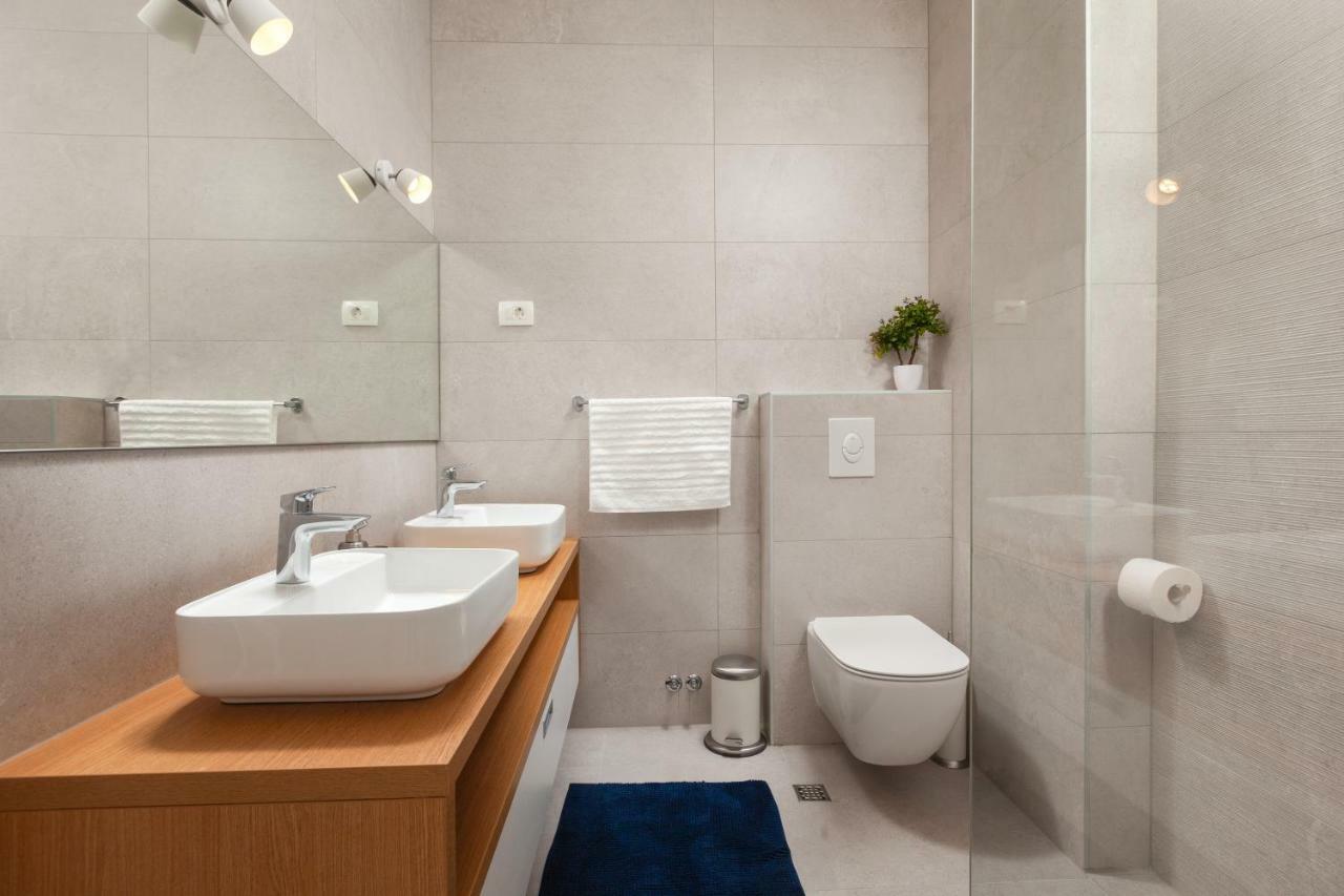 Villa Mira With Fantastic Sea View Makarska Bagian luar foto
